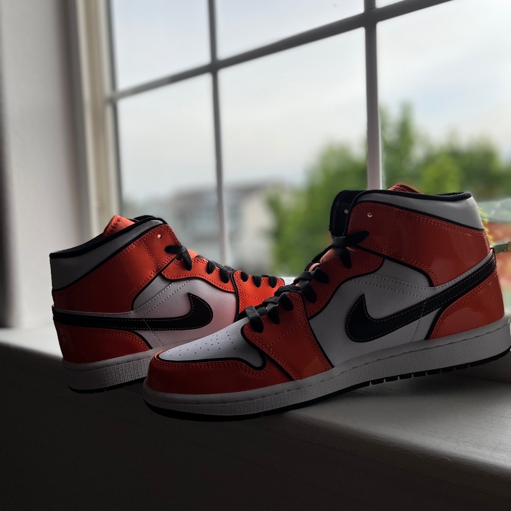 Nike Air Jordan One ‘Turf Orange’